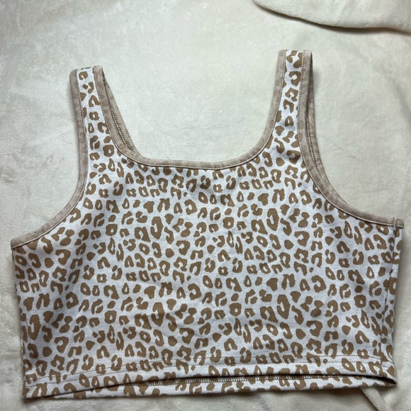 Shein Cheetah Print Crop Top - Picture 3 of 4